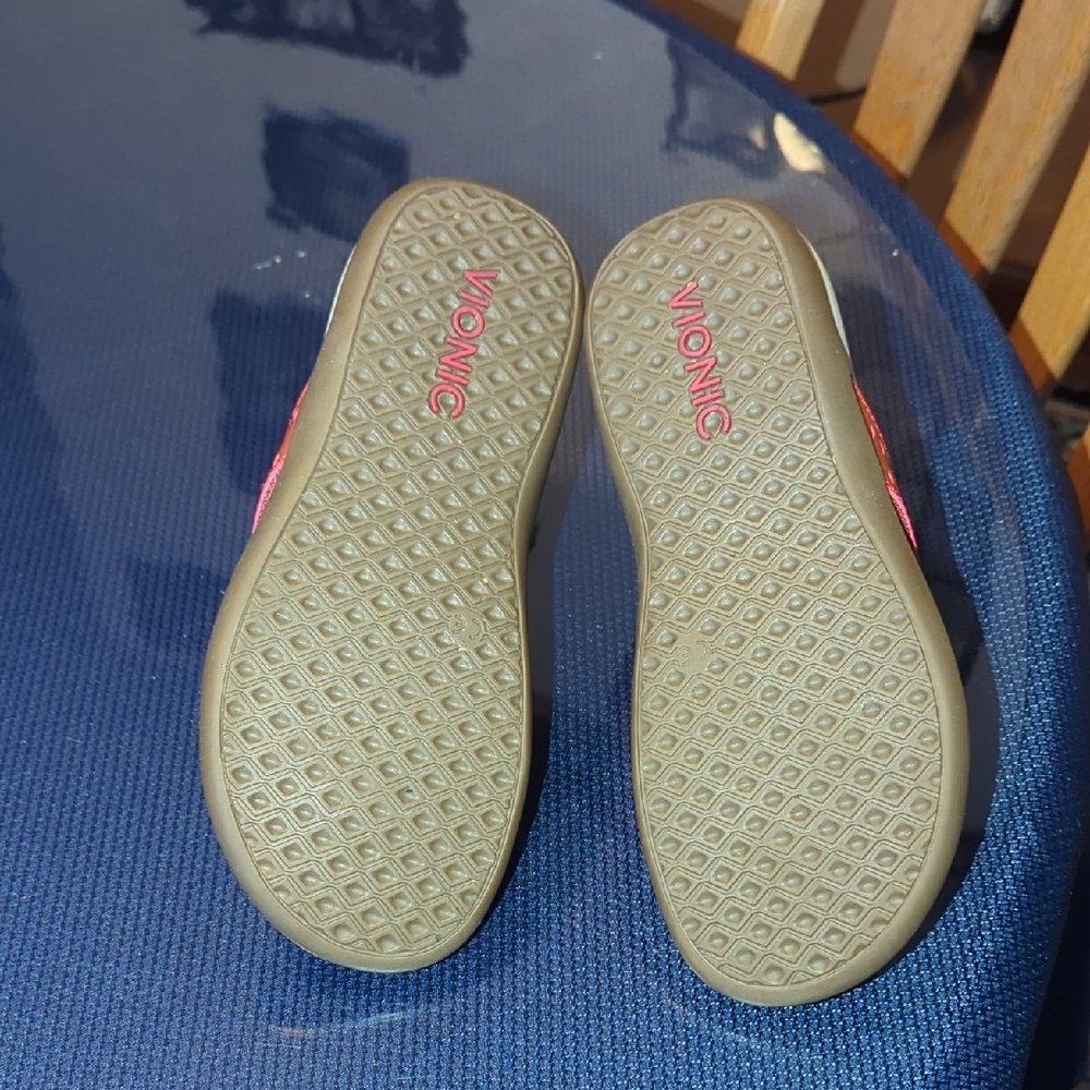 Vionic Women's Sandals in Brown and Tan - Picture 5 of 9
